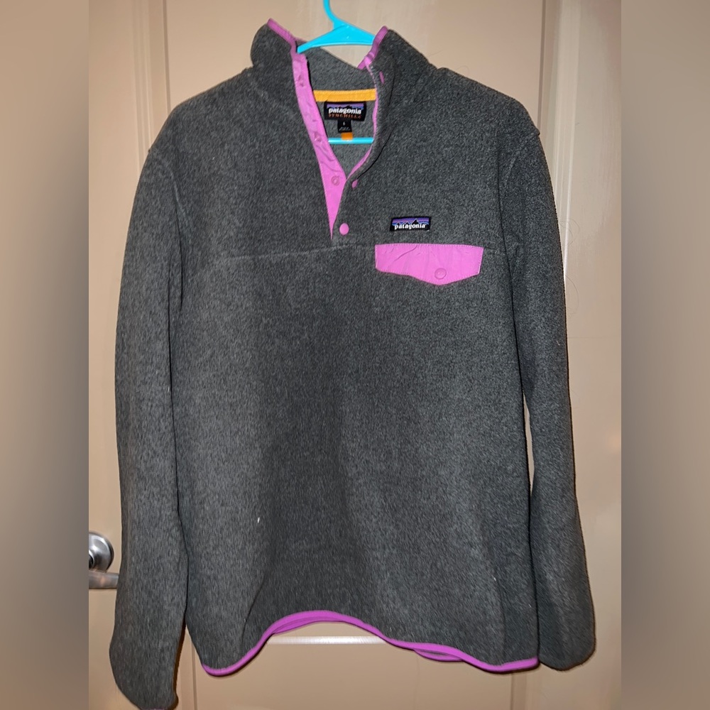 Grey and Pink Patagonia Synchilla
